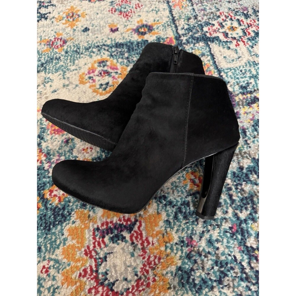 Stuart Weitzman 'RIGHT' Black Pony Hair Ankle Boot Size‎ 7